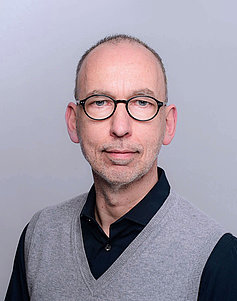 Prof. Dr. med. Dr. iur. Thomas Ufer